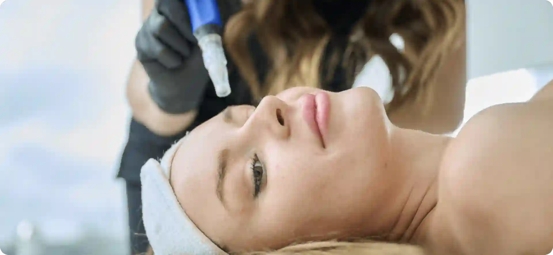 How Do Microneedles Trigger New Collagen and Elastin in Loose Skin Abingdon-on-Thames?